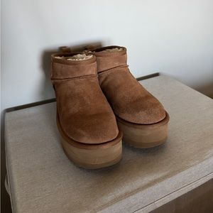 UGG Classic Ultra Mini Platform